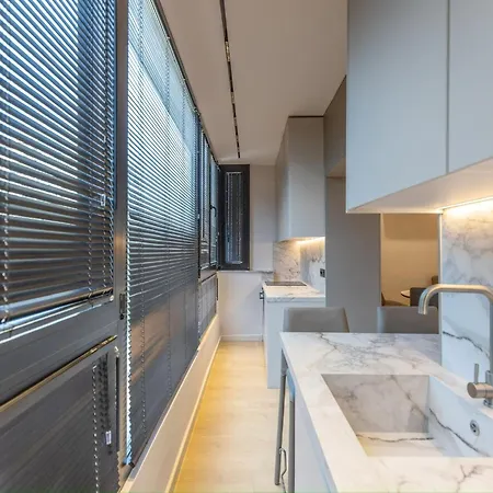 Apartment Inn, New Bazaar