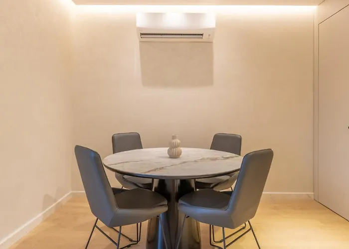 Inn, New Bazaar Apartmán Tirana