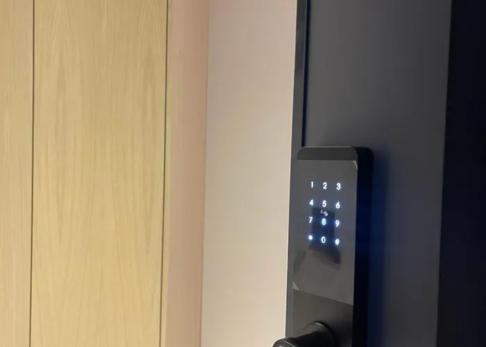 Inn, New Bazaar Apartment